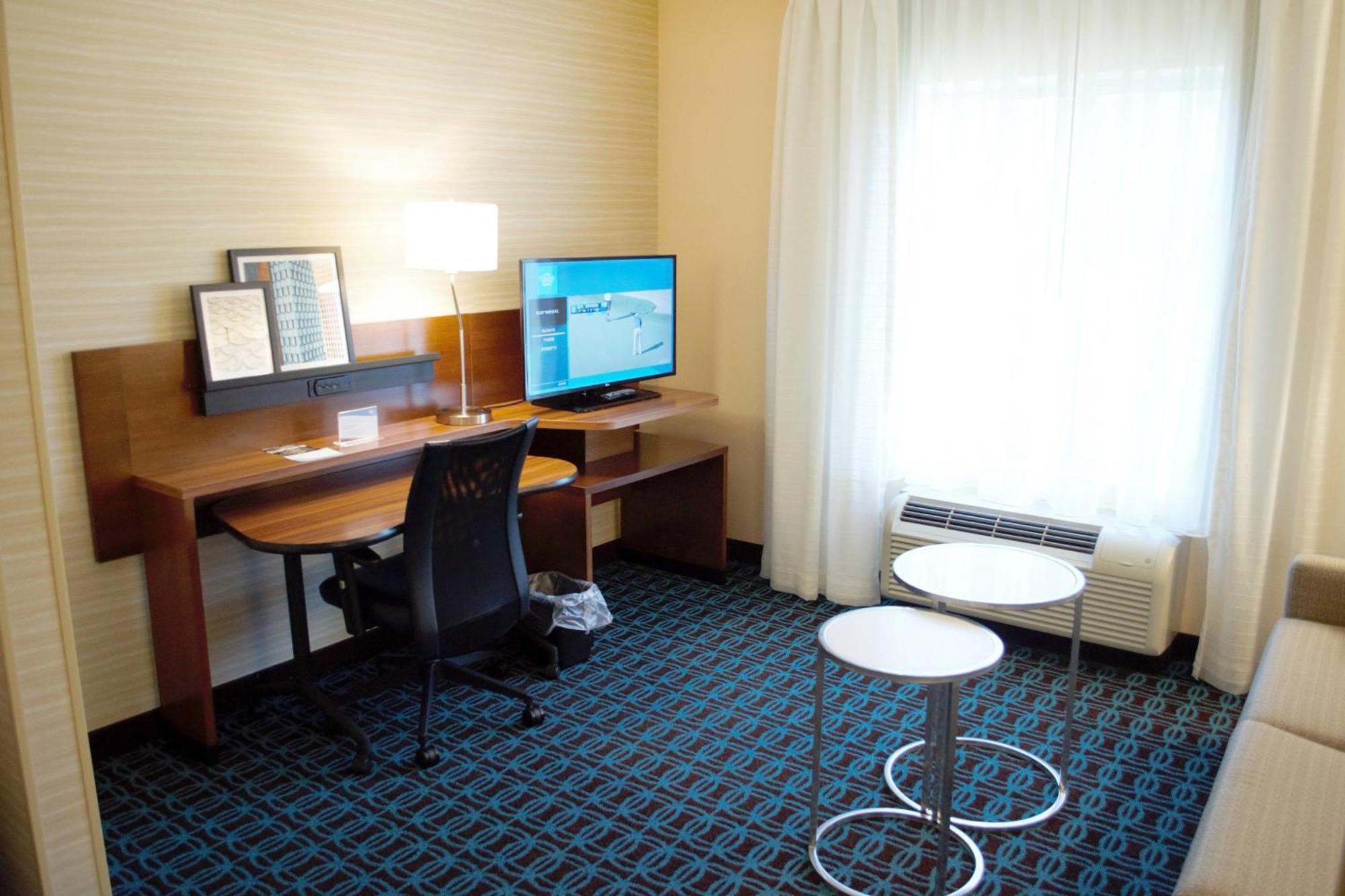 Fairfield Inn & Suites By Marriott Stroudsburg Bartonsville/Poconos Exteriör bild
