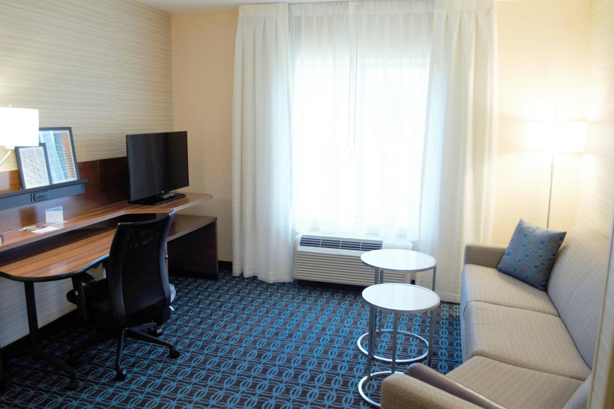 Fairfield Inn & Suites By Marriott Stroudsburg Bartonsville/Poconos Exteriör bild