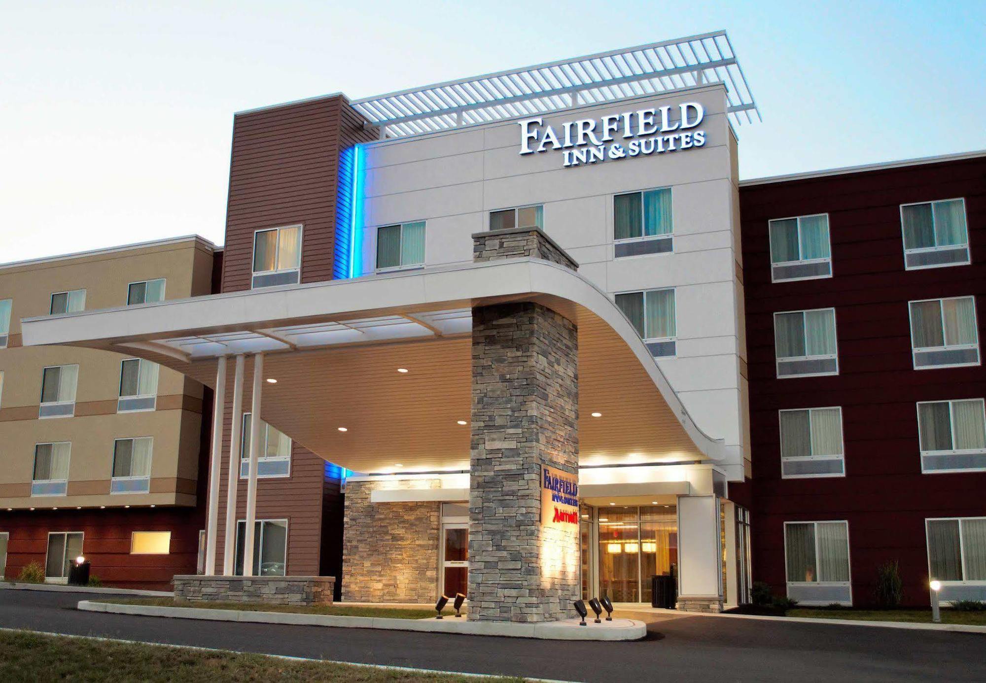 Fairfield Inn & Suites By Marriott Stroudsburg Bartonsville/Poconos Exteriör bild